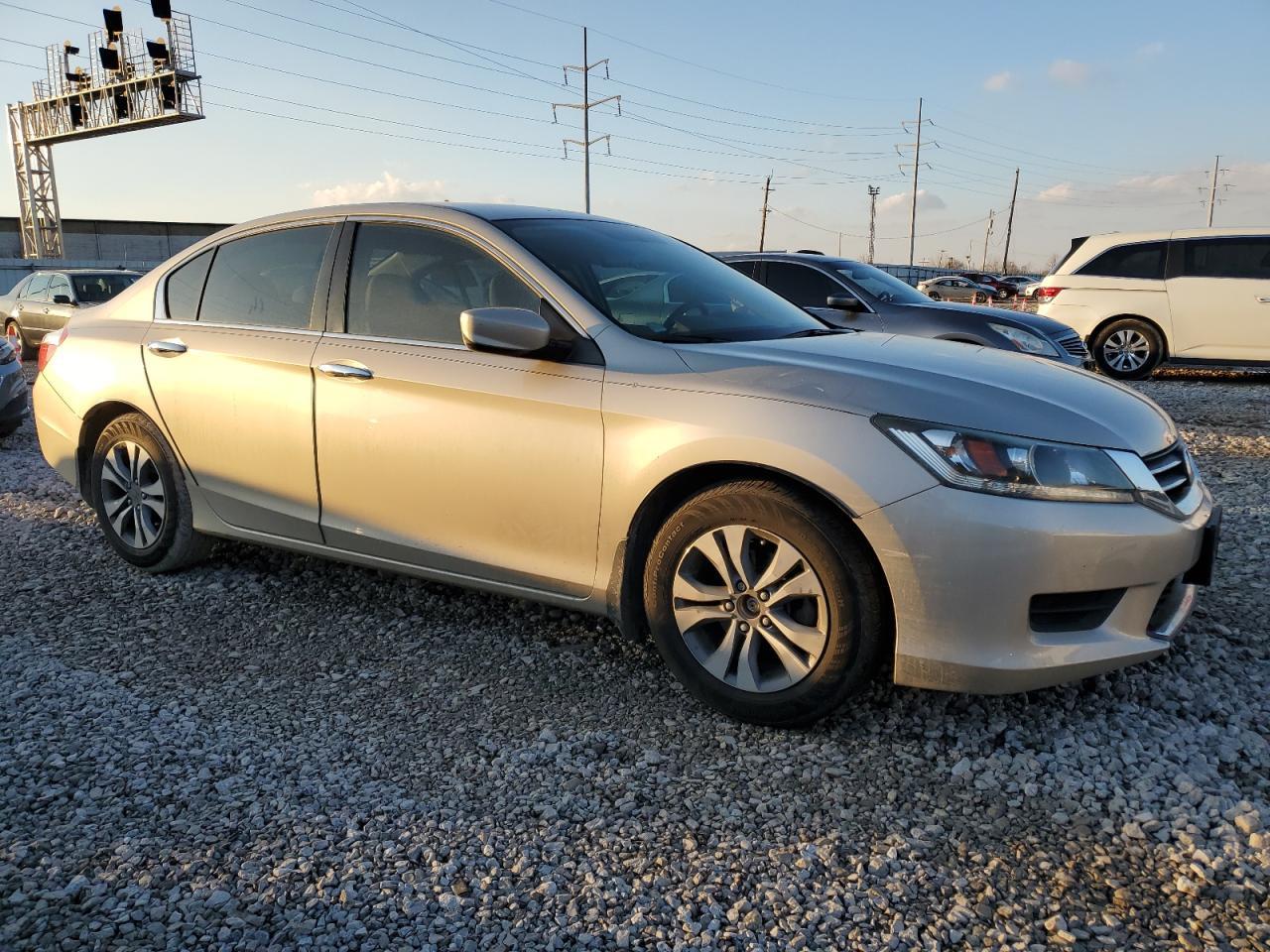 2014 HONDA ACCORD LX - Фото 4