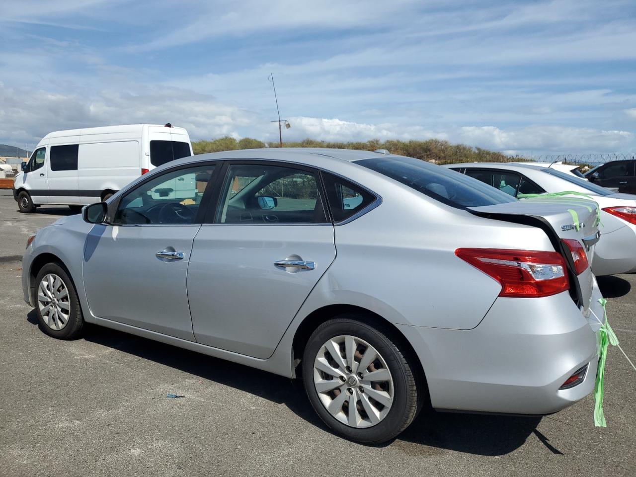 2017 NISSAN SENTRA S - Фото 2