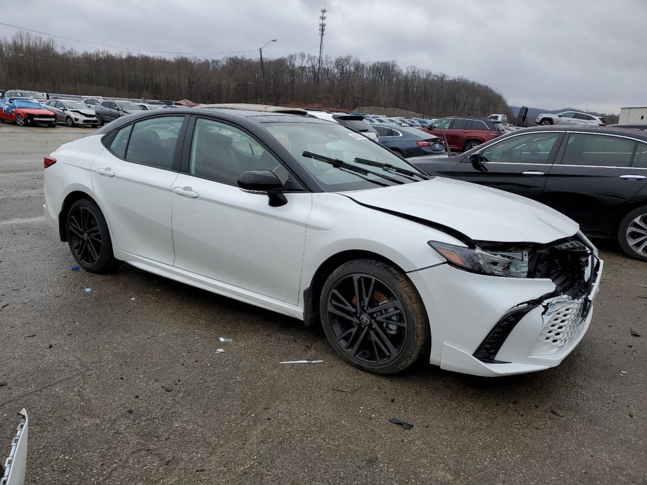 2025 TOYOTA CAMRY XSE - Фото 4