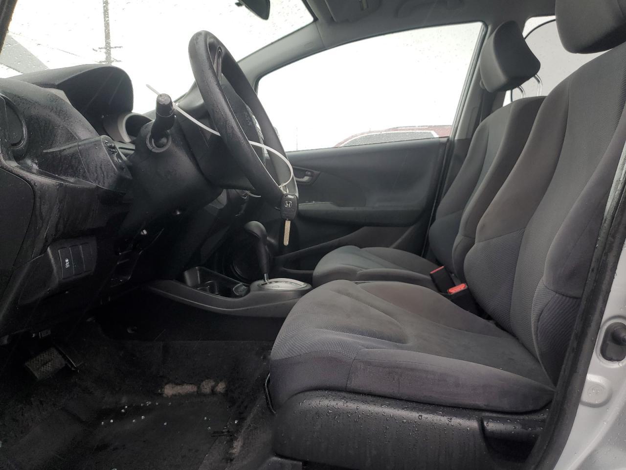 2011 HONDA FIT - Фото 7