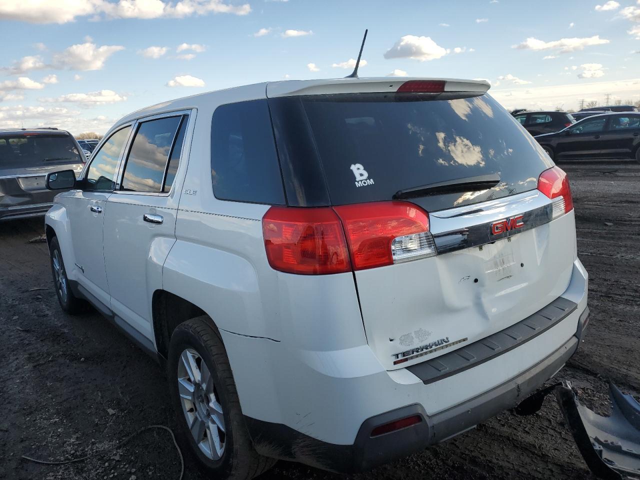 2013 GMC TERRAIN SL - Фото 2