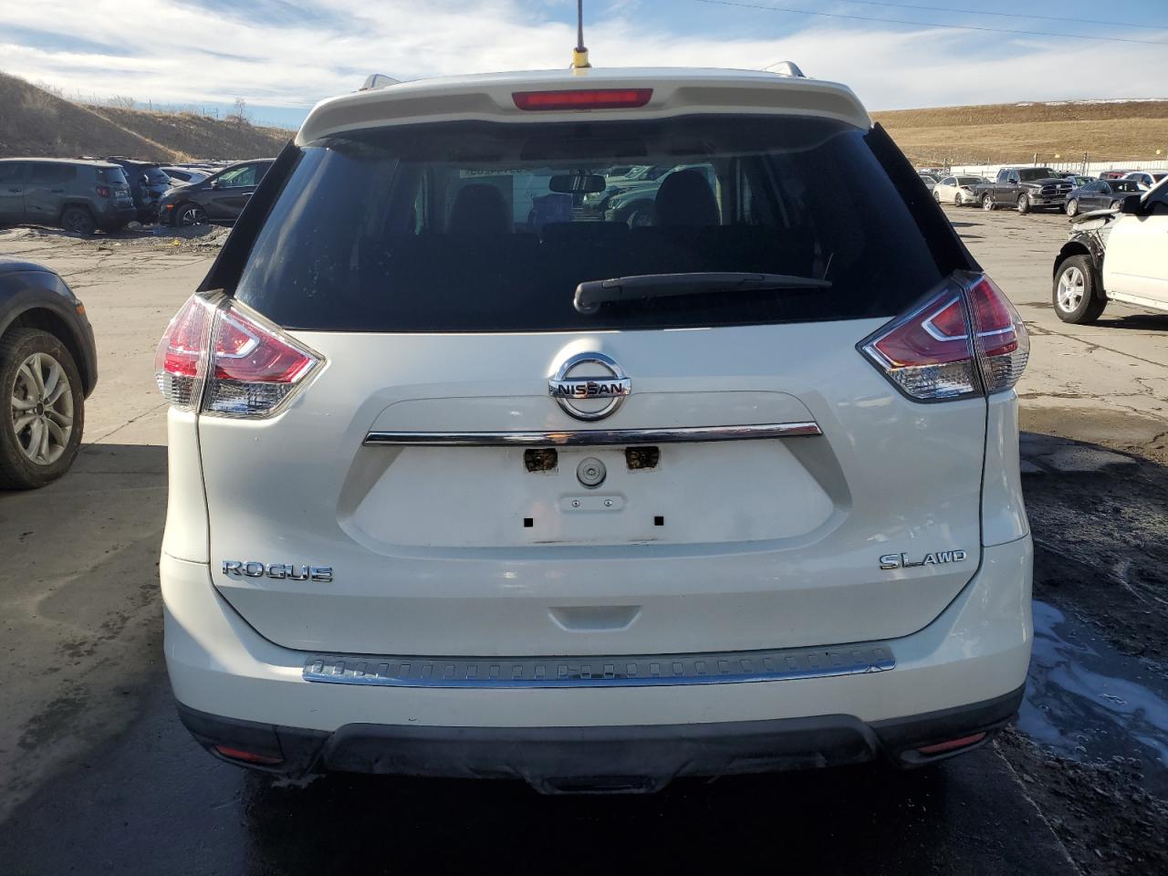 2015 NISSAN ROGUE S - Image 6