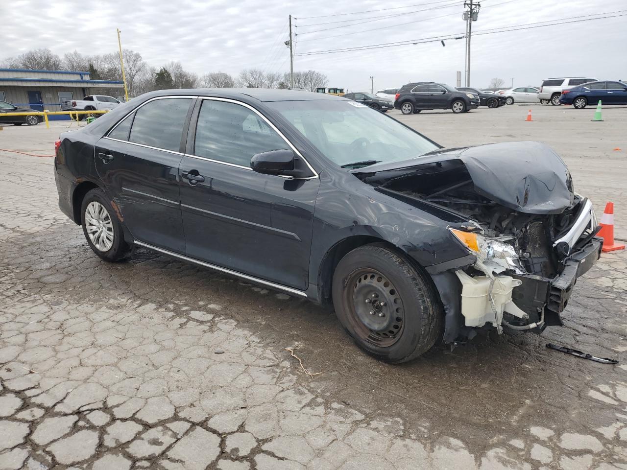 2014 TOYOTA CAMRY L - Фото 4