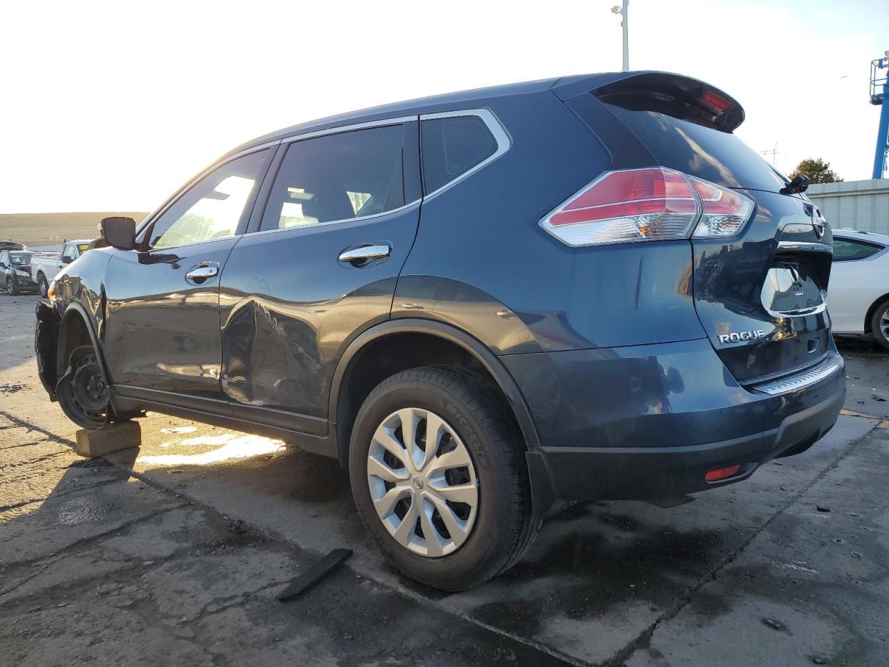 2015 NISSAN ROGUE S - Image 2