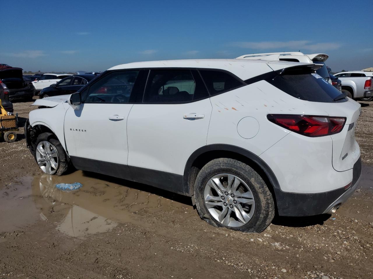 2022 CHEVROLET BLAZER 2LT - Фото 2