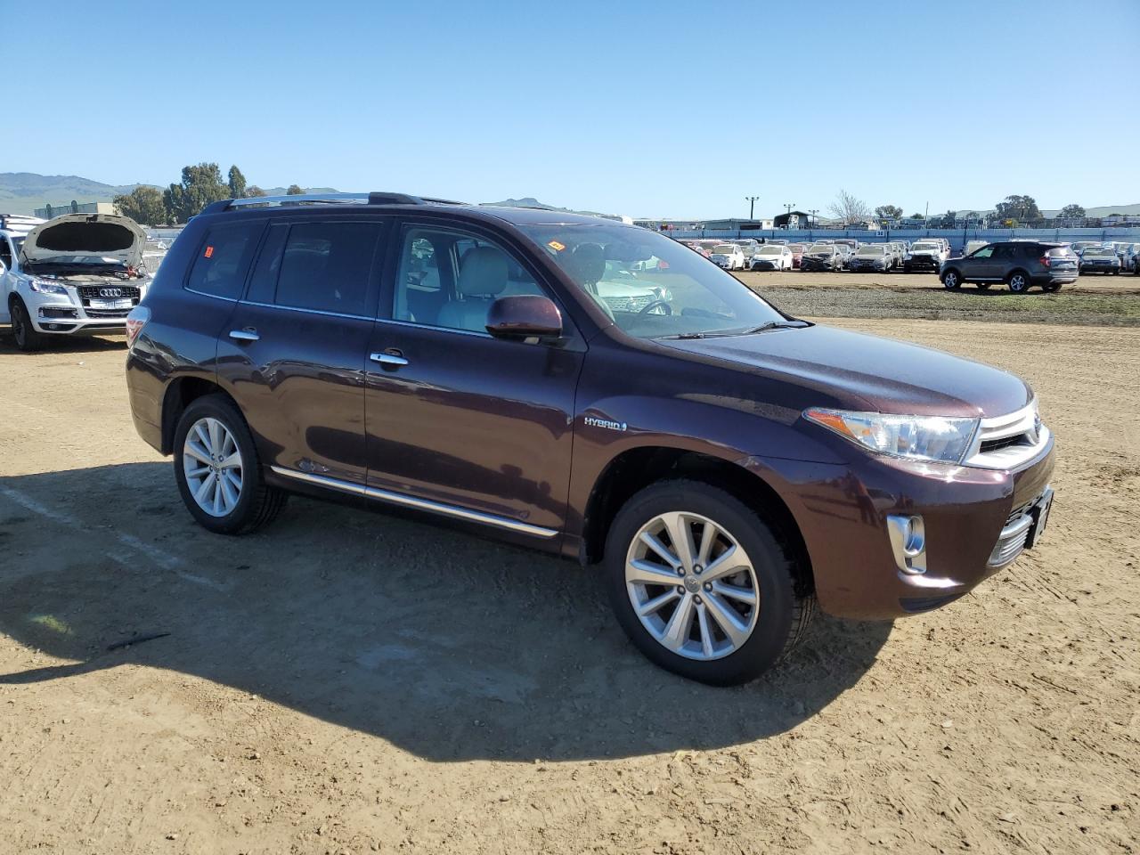 2011 TOYOTA HIGHLANDER - Фото 4