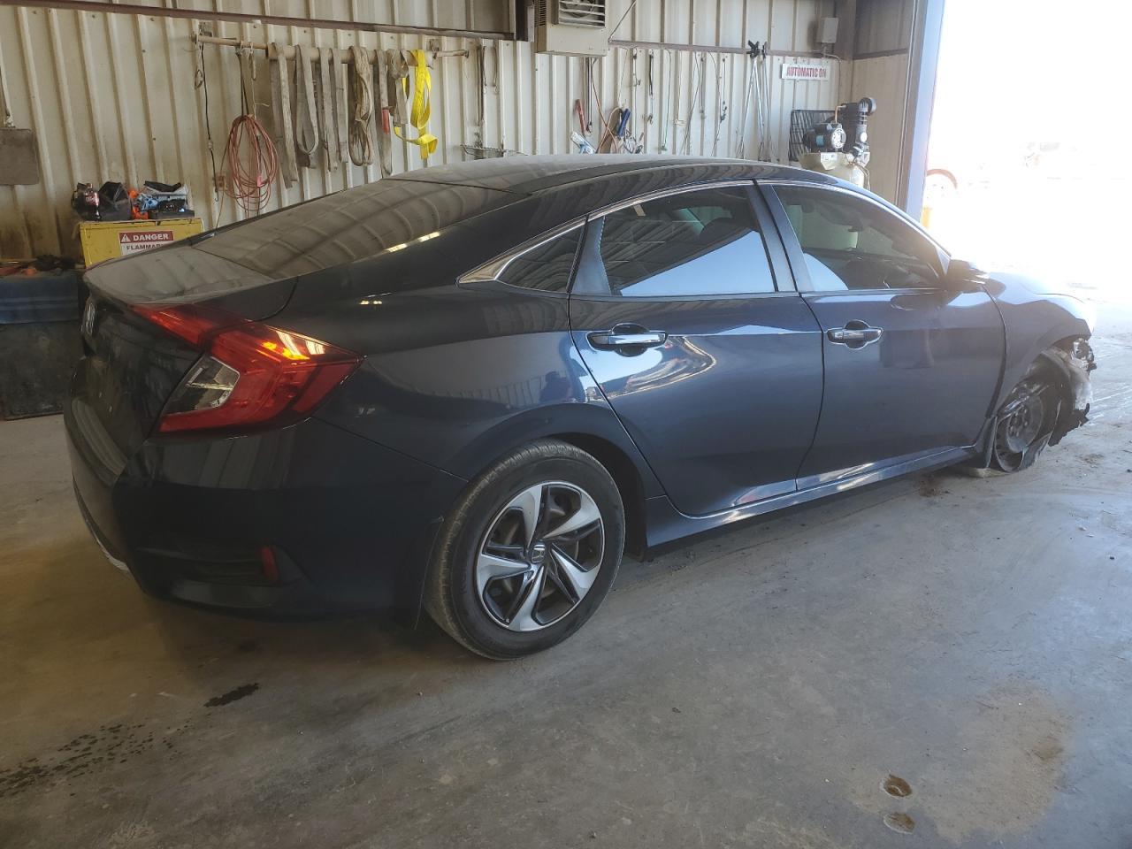 2019 HONDA CIVIC LX - Image 3