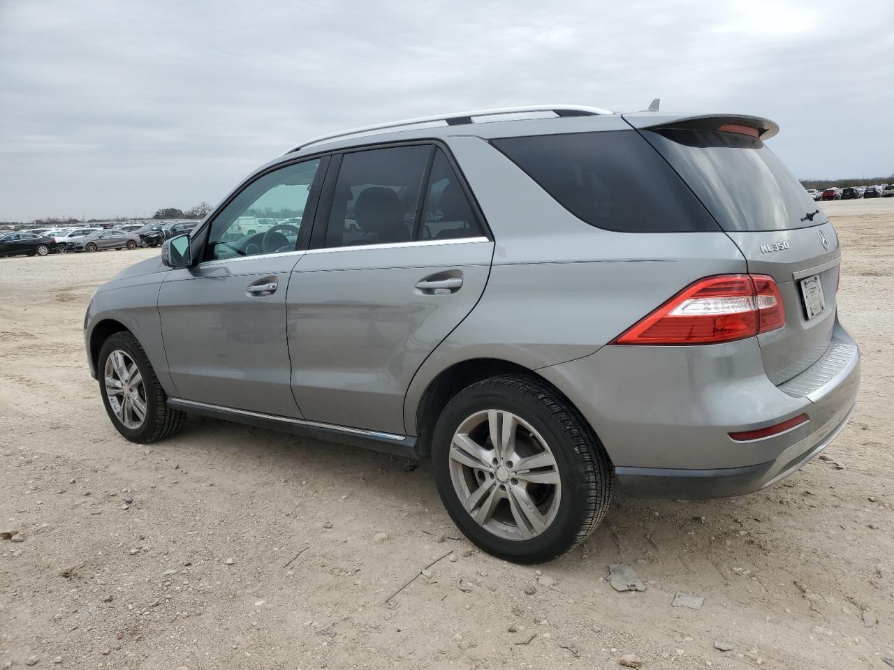 2013 MERCEDES-BENZ ML 350 4MA - Фото 2