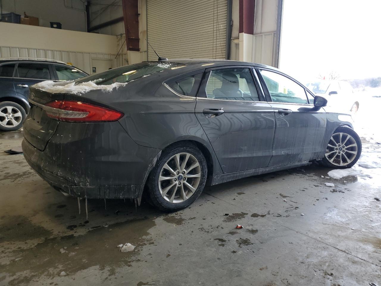 2017 FORD FUSION SE - Фото 3