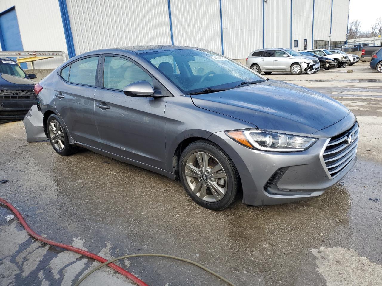 2018 HYUNDAI ELANTRA SE - Фото 4