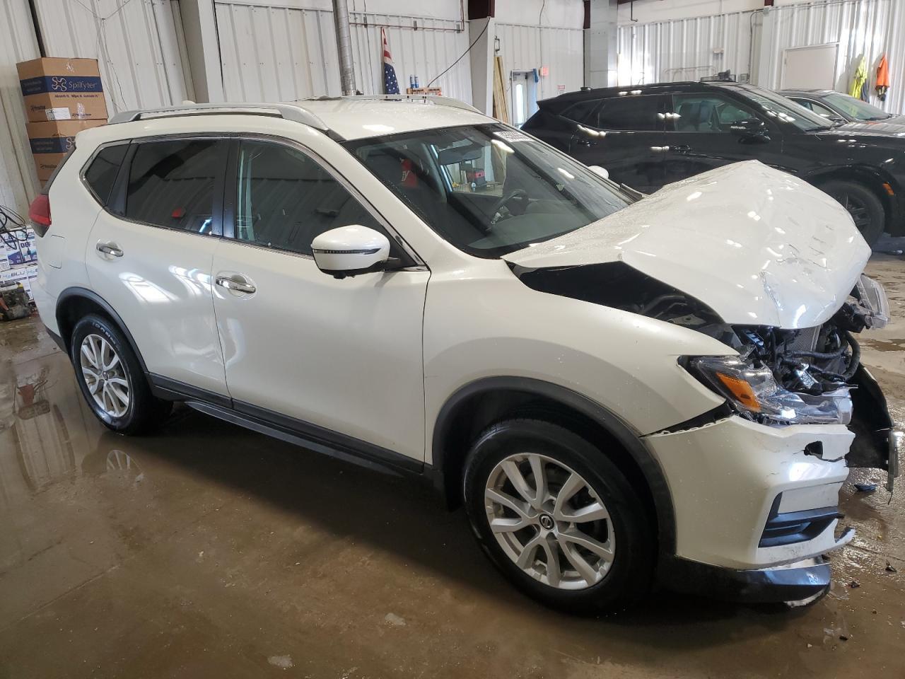 2017 NISSAN ROGUE S - Фото 4