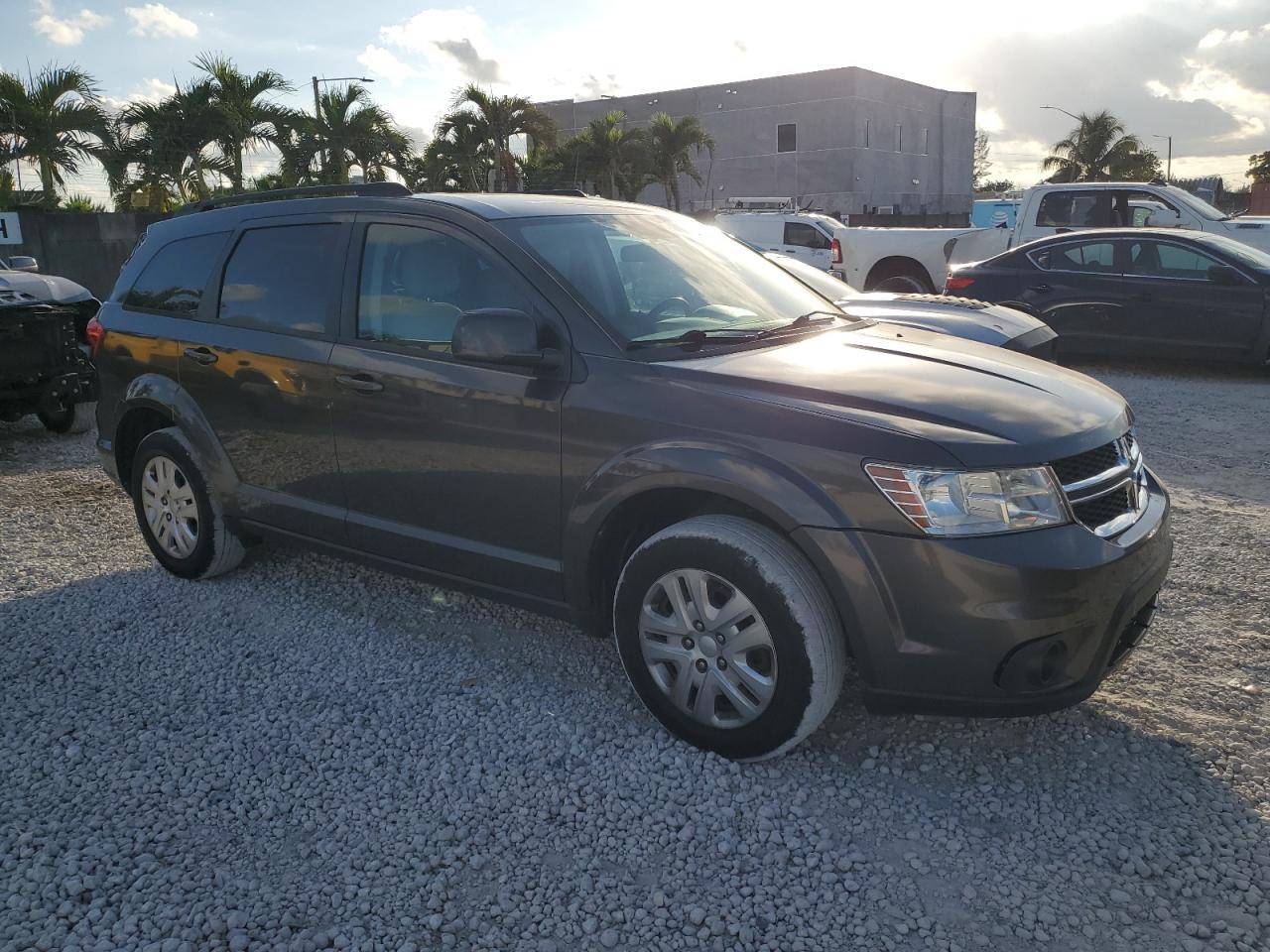 2015 DODGE JOURNEY SX - Image 4
