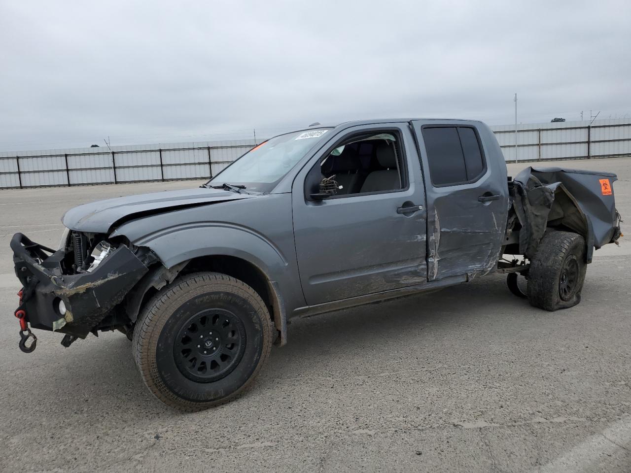 2016 NISSAN FRONTIER S