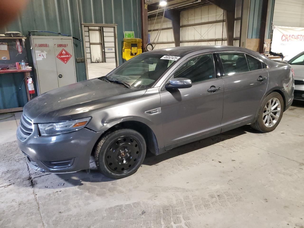 2013 FORD TAURUS LIM