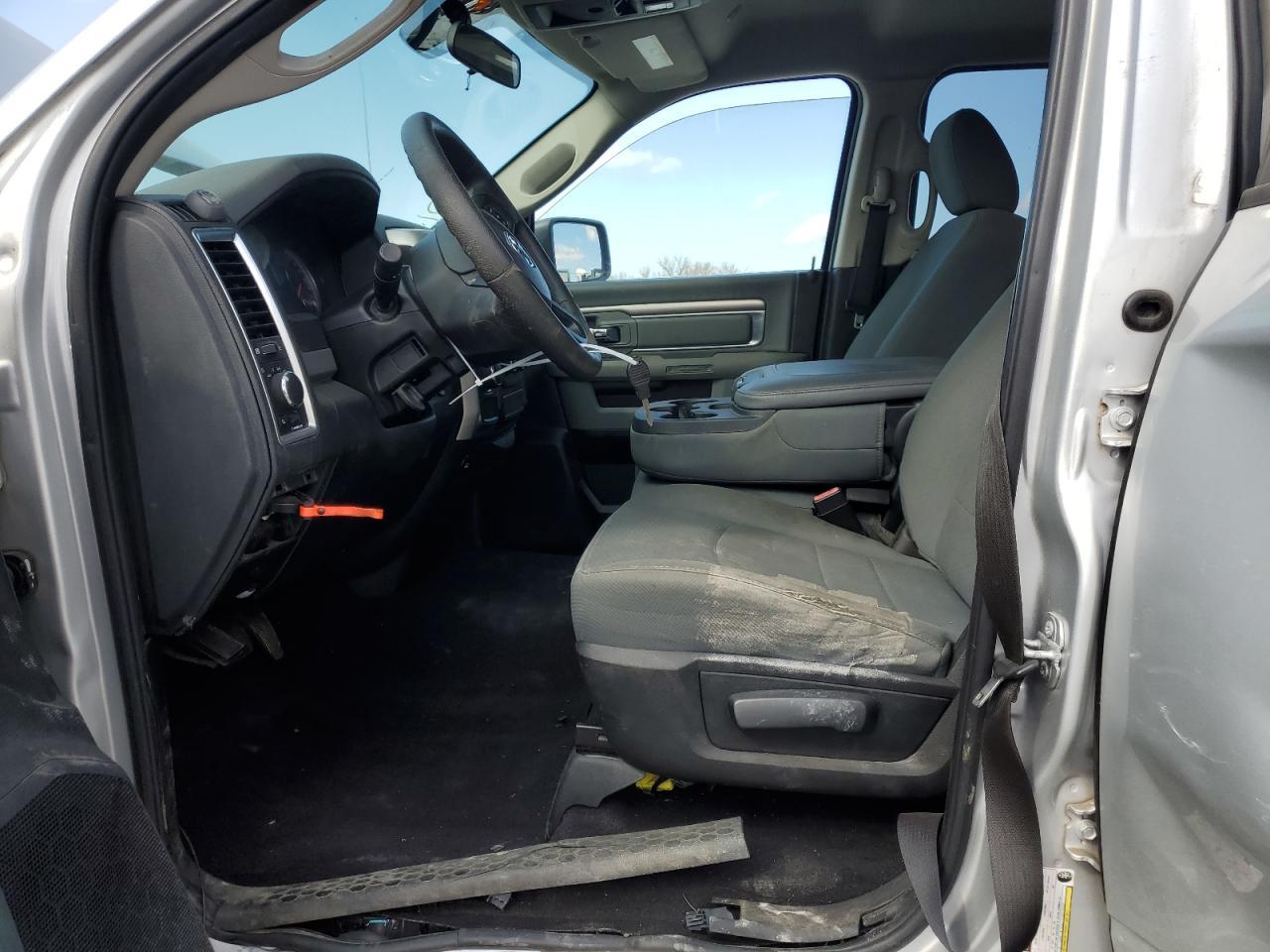 2017 RAM 1500 SLT - Image 7