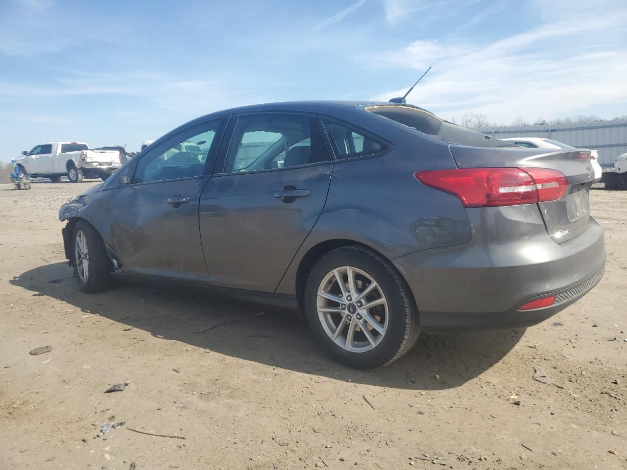 2018 FORD FOCUS SE - Image 2
