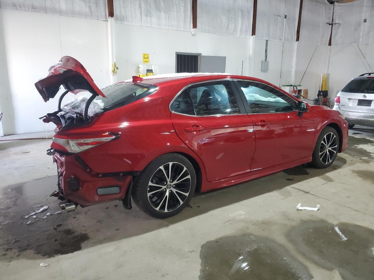 2020 TOYOTA CAMRY SE - Image 3