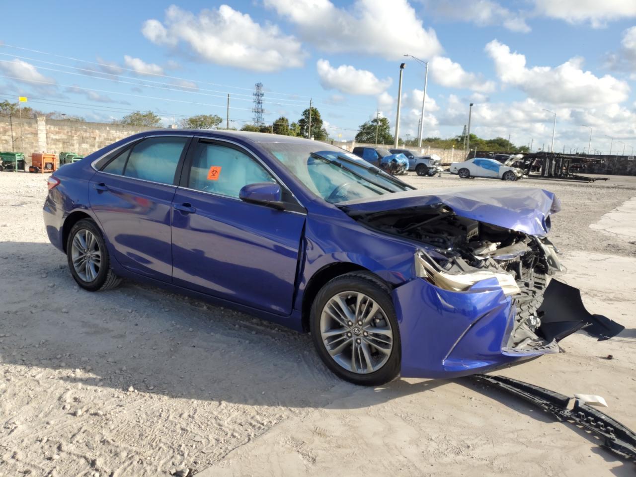2016 TOYOTA CAMRY LE - Фото 4