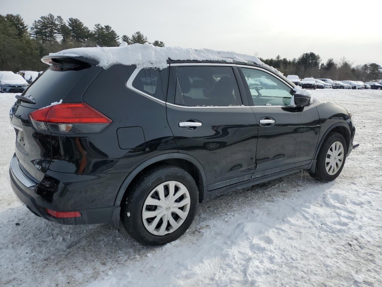 2017 NISSAN ROGUE S - Фото 3