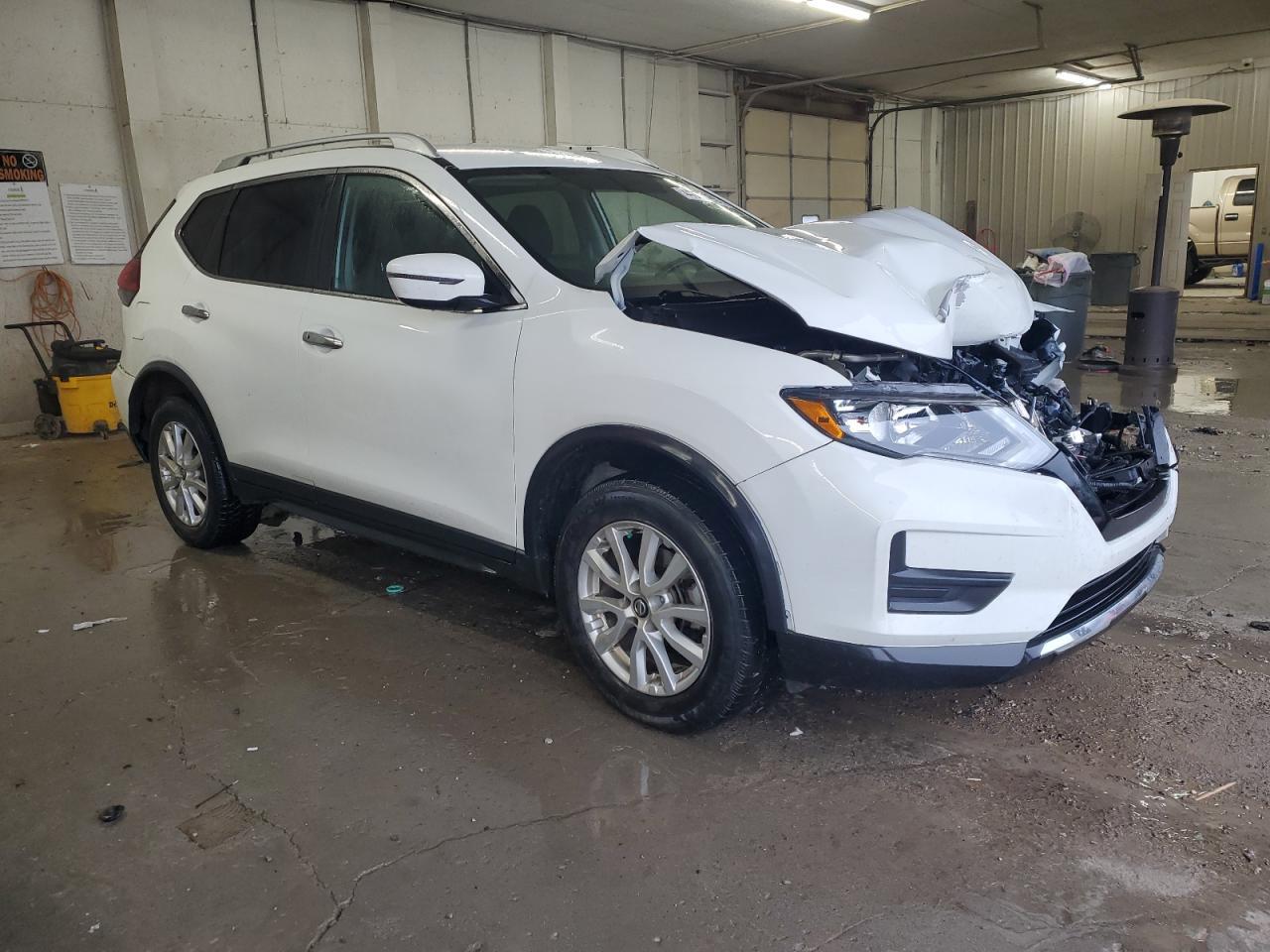 2018 NISSAN ROGUE S - Image 4