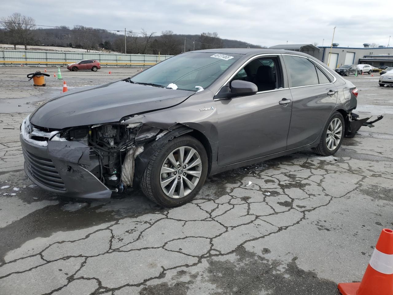 2016 TOYOTA CAMRY HYBR