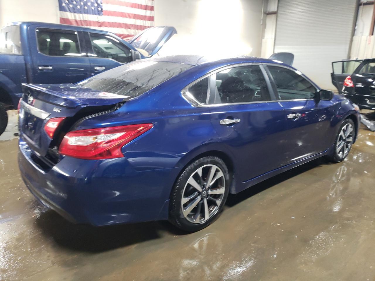 2016 NISSAN ALTIMA 2.5 - Фото 3