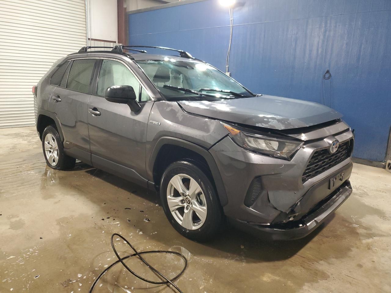 2021 TOYOTA RAV4 LE - Image 4