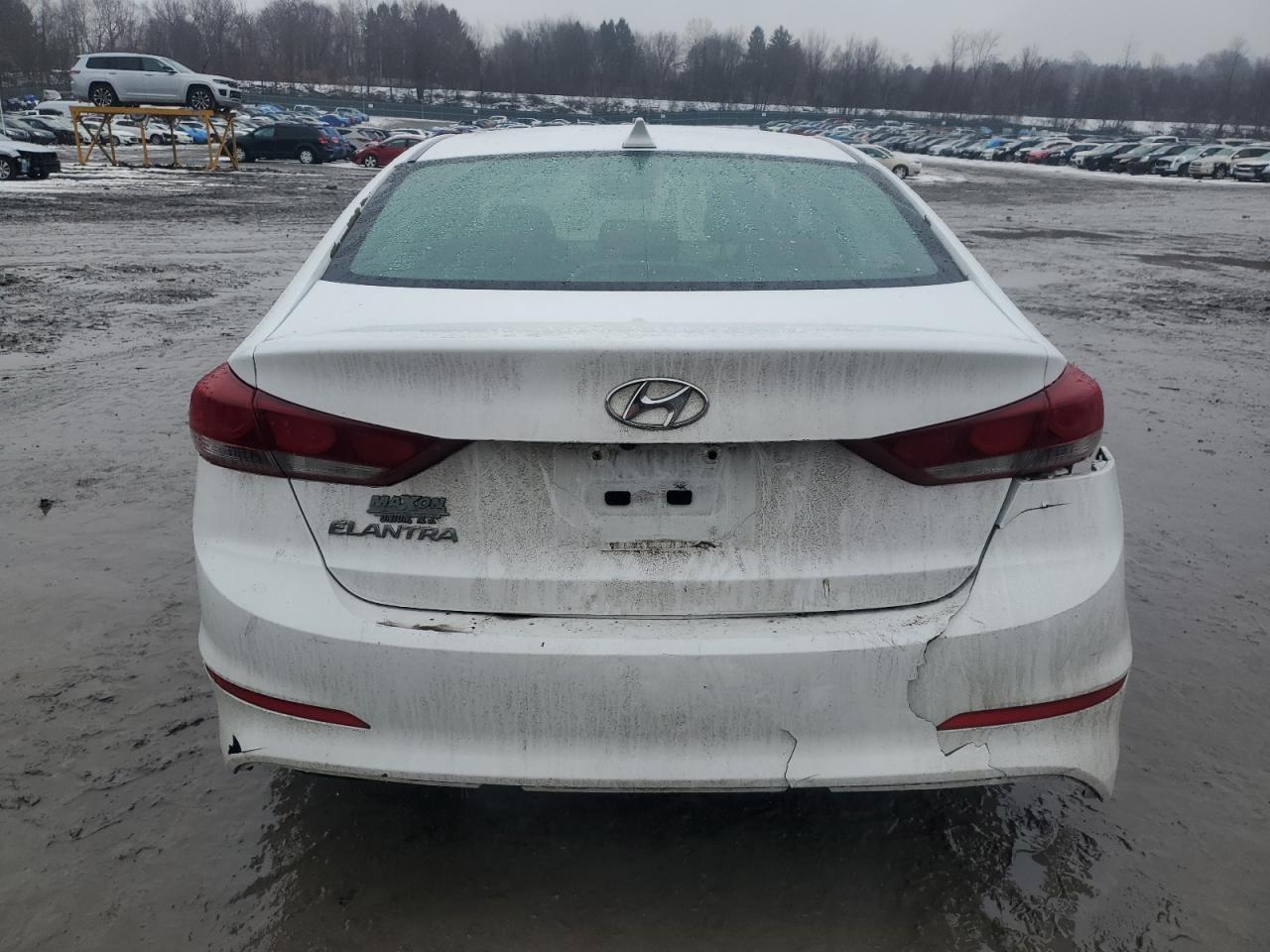 2018 HYUNDAI ELANTRA SE - Фото 6