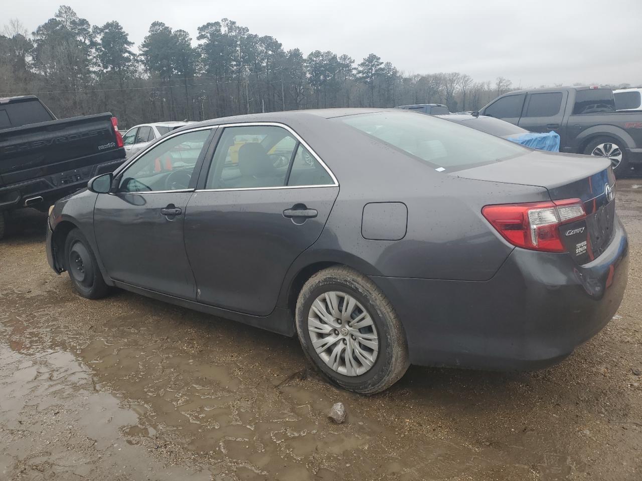 2013 TOYOTA CAMRY L - Фото 2