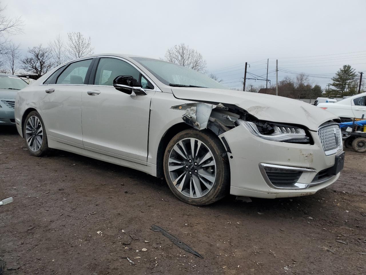 2019 LINCOLN MKZ RESERV - Image 4