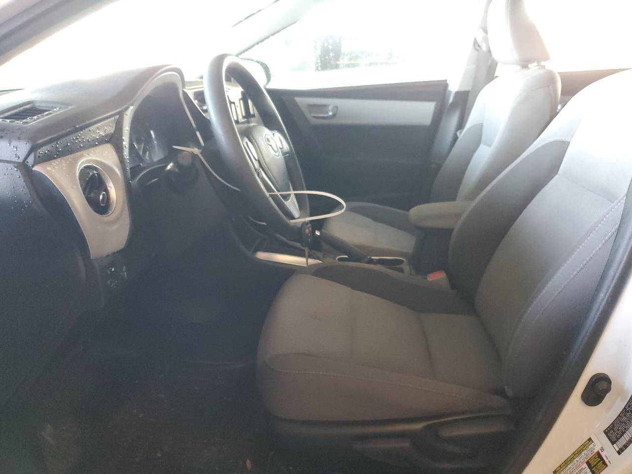 2018 TOYOTA COROLLA L - Image 7