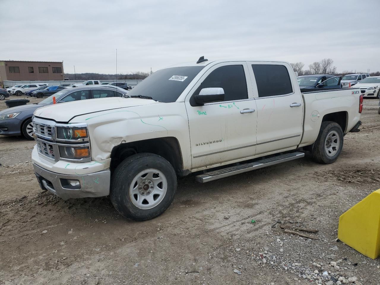 2015 CHEVROLET SILVERADO