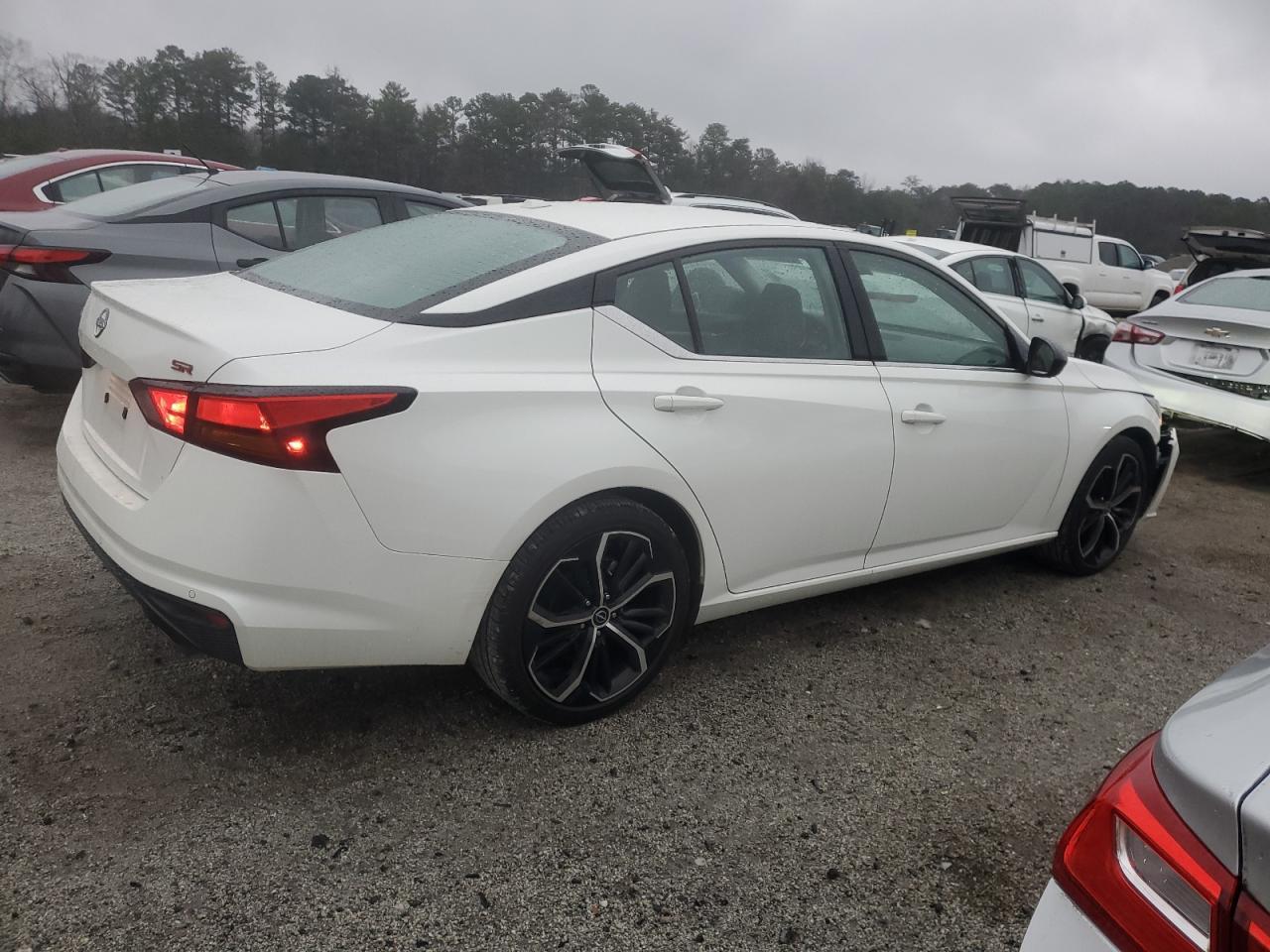 2024 NISSAN ALTIMA SR - Фото 3