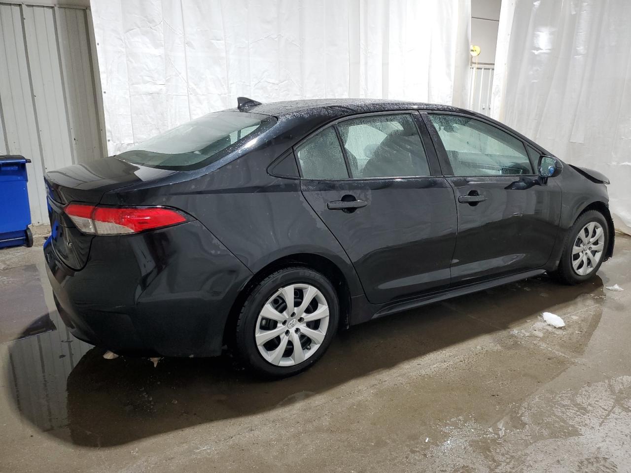 2022 TOYOTA COROLLA LE - Фото 3