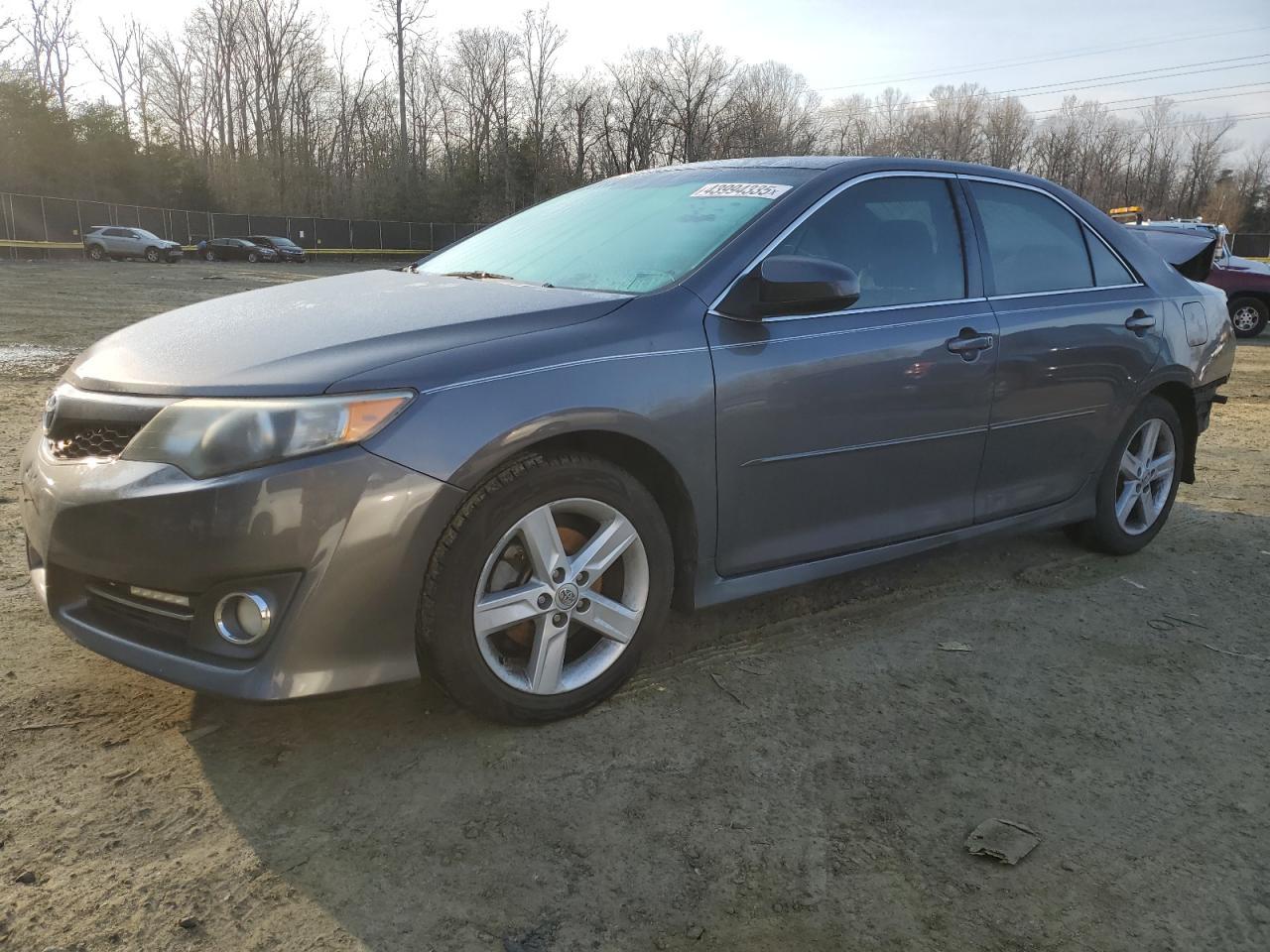 2013 TOYOTA CAMRY L