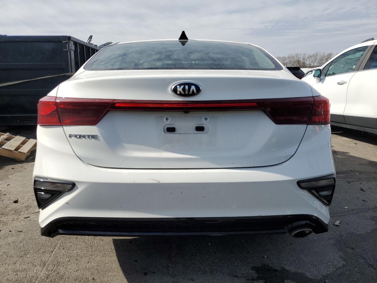 2021 KIA FORTE FE - Фото 6