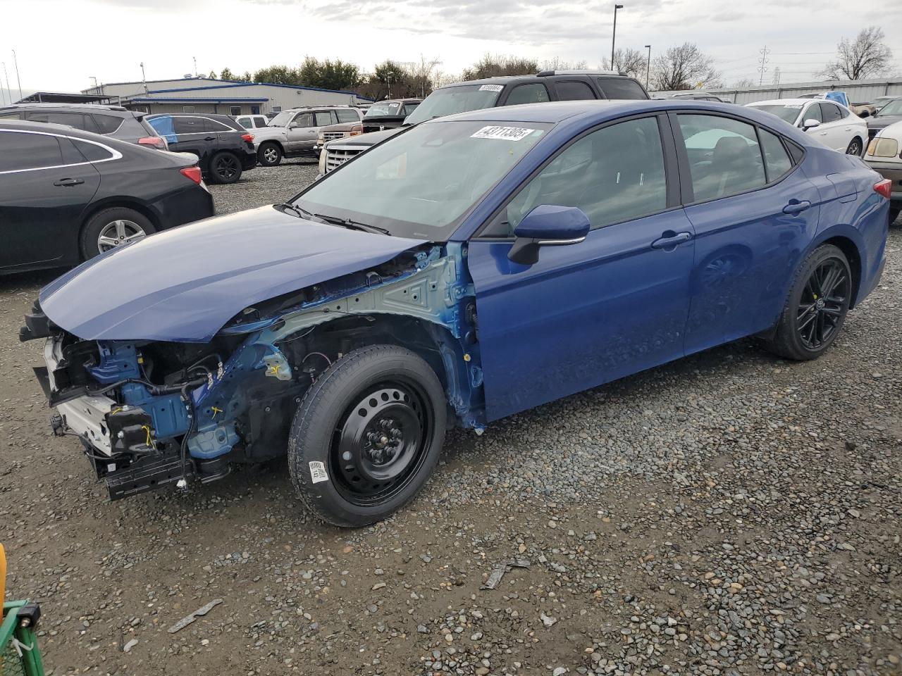 2025 TOYOTA CAMRY XSE