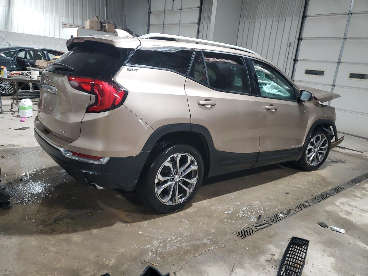 2018 GMC TERRAIN SL - Image 3