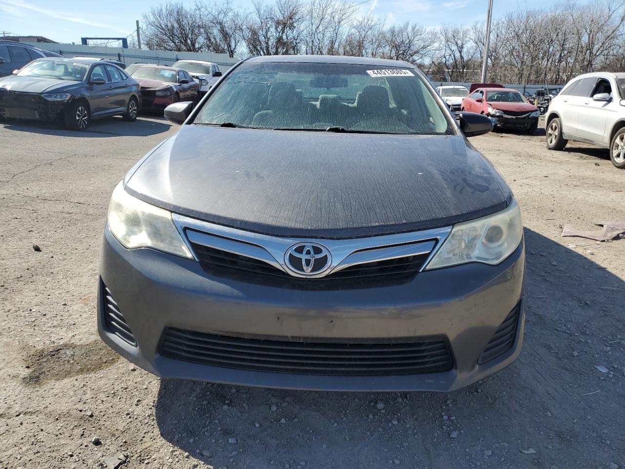2014 TOYOTA CAMRY L - Image 5