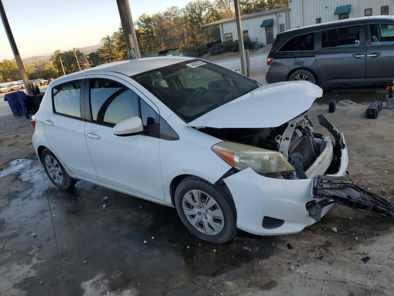 2012 TOYOTA YARIS - Фото 4