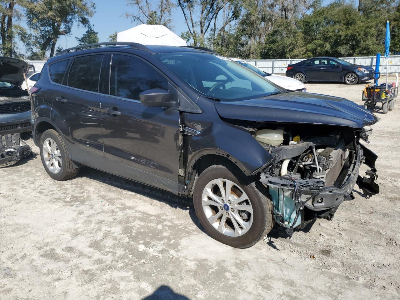 2017 FORD ESCAPE SE - Фото 4