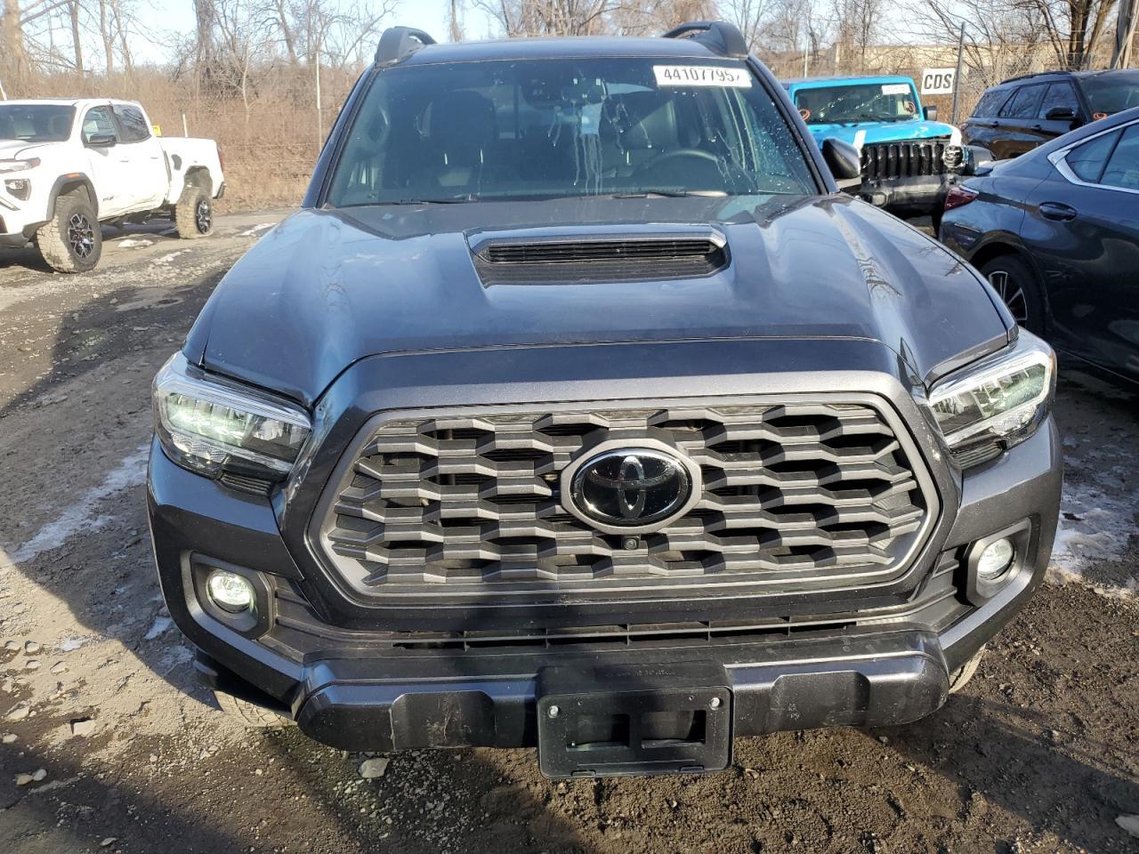 2023 TOYOTA TACOMA DOU - Фото 5