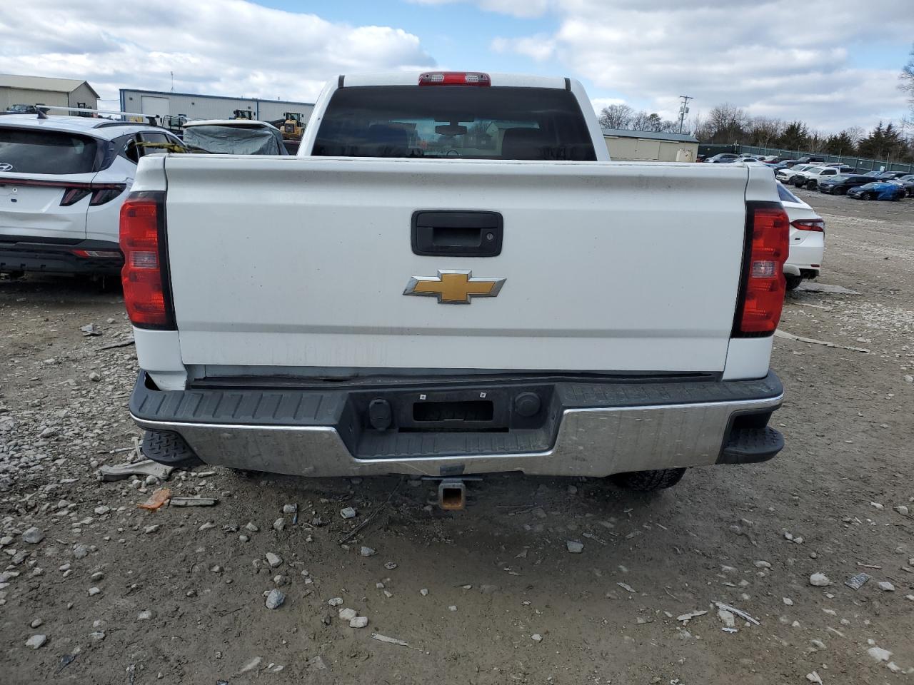 2015 CHEVROLET SILVERADO - Image 6
