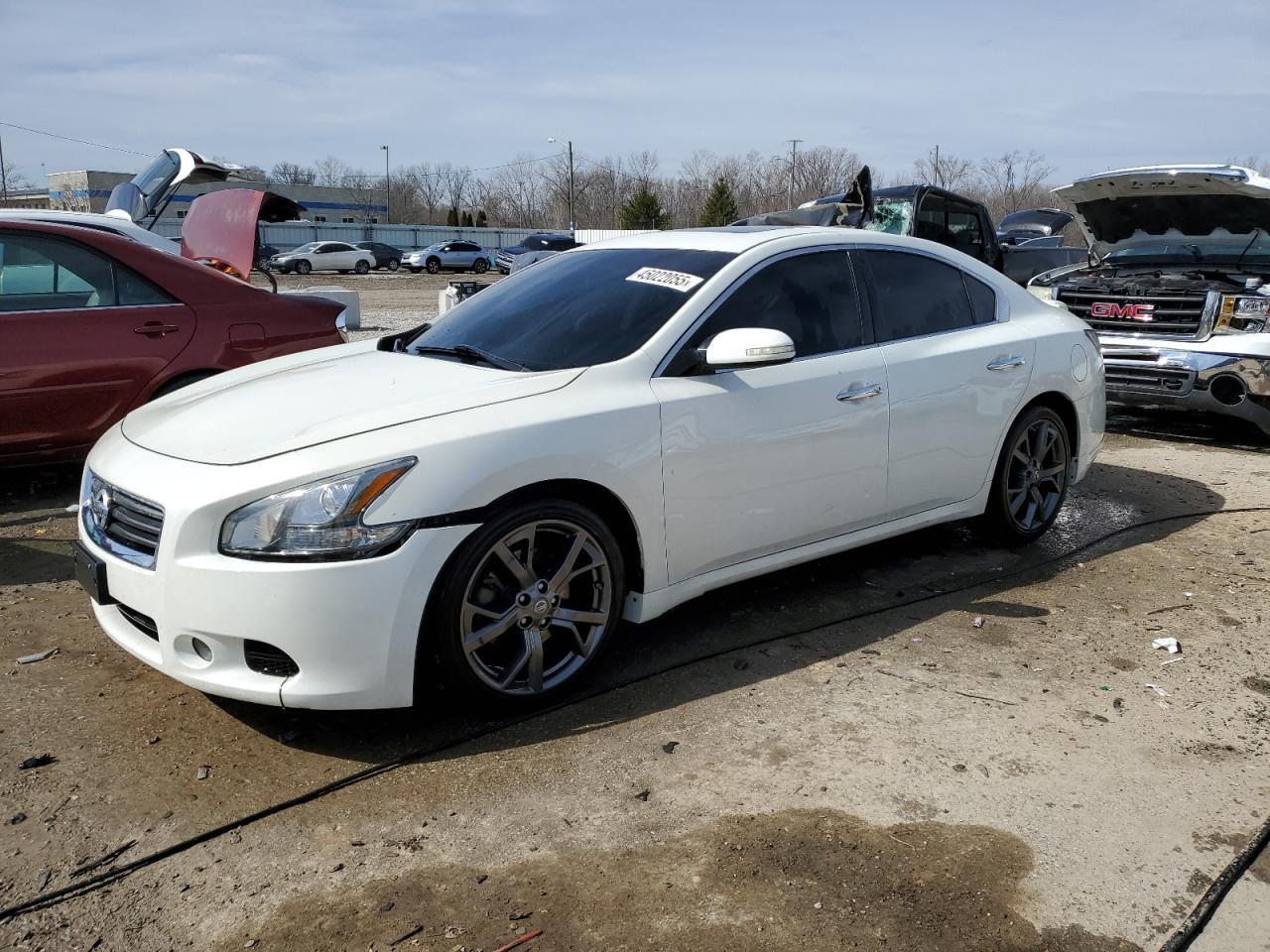2014 NISSAN MAXIMA S