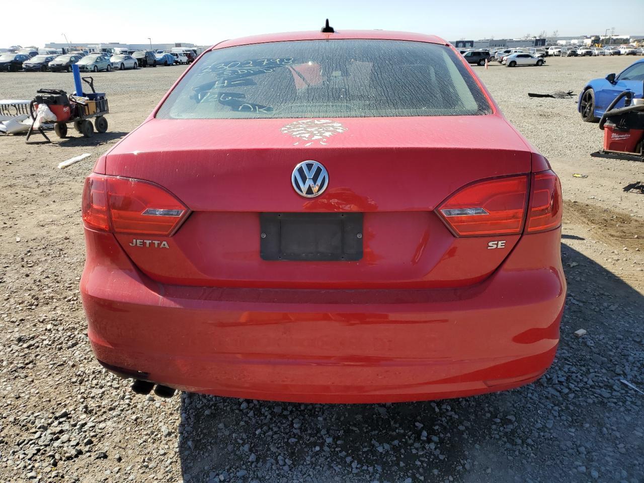 2014 VOLKSWAGEN JETTA SE - Image 6