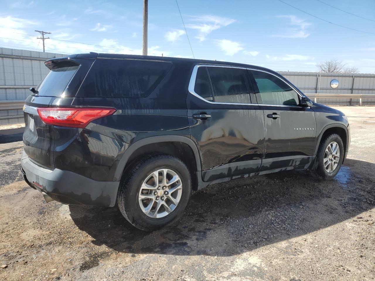 2018 CHEVROLET TRAVERSE L - Фото 3