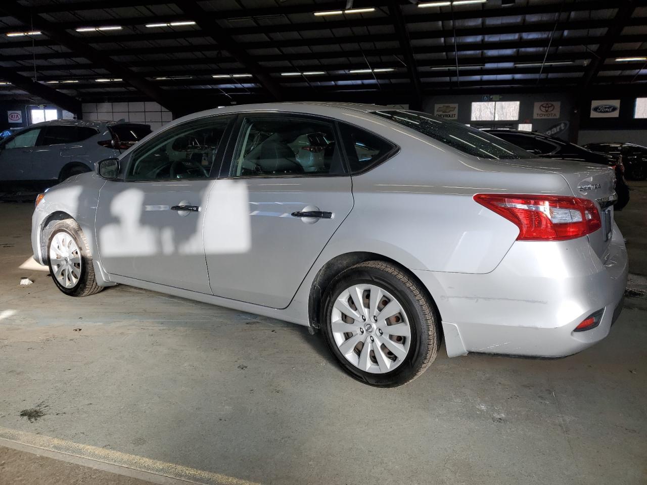 2017 NISSAN SENTRA S - Фото 2