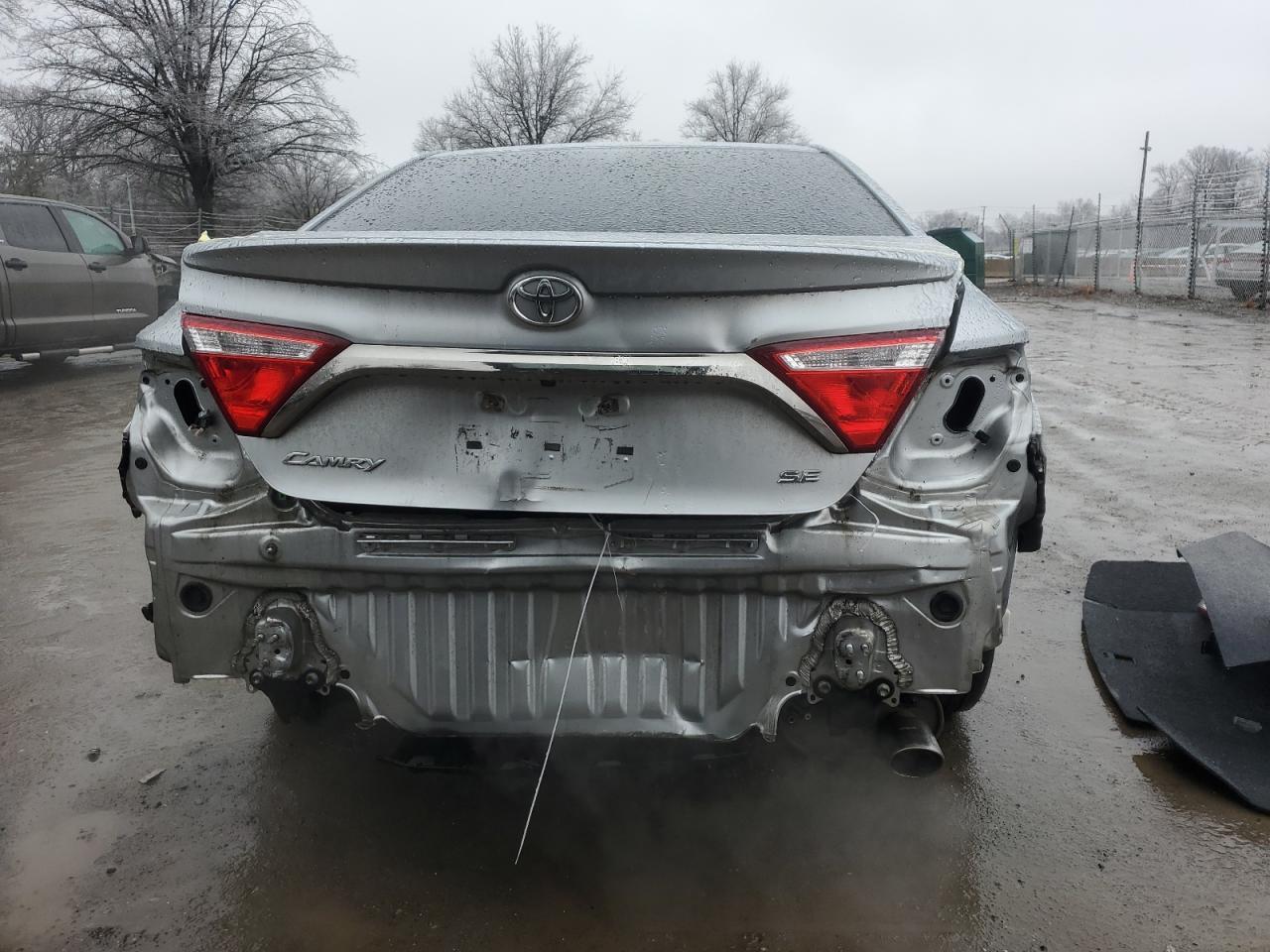 2016 TOYOTA CAMRY LE - Image 6