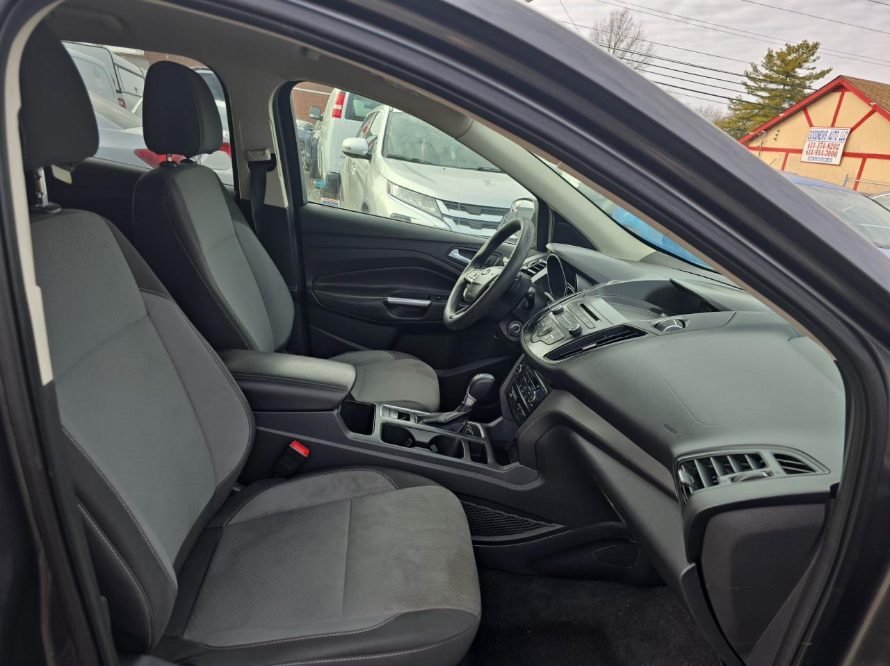 2017 FORD ESCAPE SE - Фото 5