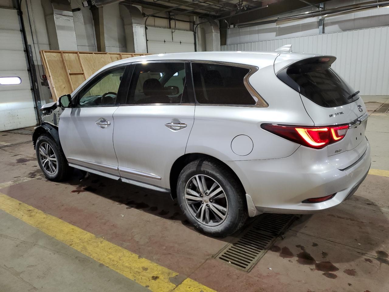 2019 INFINITI QX60 LUXE - Image 2